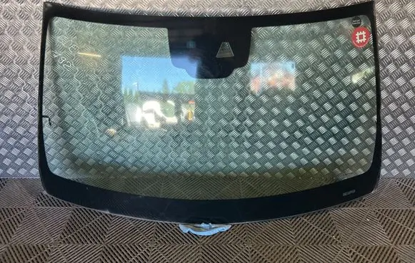 Mercedes-Benz GLE (W166 - C292) Front windscreen/windshield window 43R000029