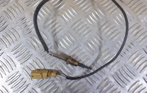 Audi A6 C7 Exhaust gas temperature sensor 4M0906088AB 377205933
