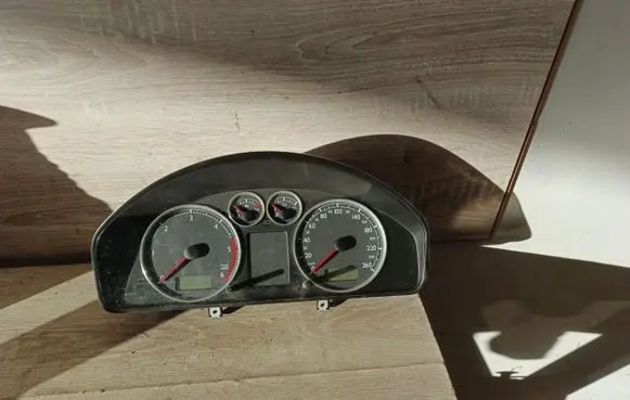 Seat Alhambra (Mk1) Speedometer (instrument cluster) 7M7920800J