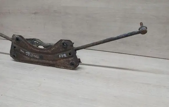 Toyota RAV 4 (XA10) Rear axle beam 
