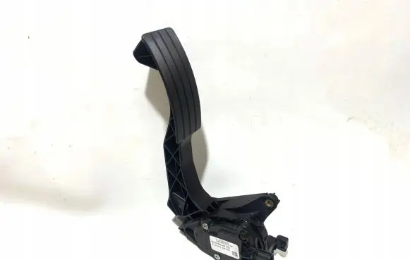 Smart ForFour II W453 Accelerator throttle pedal A4532900800