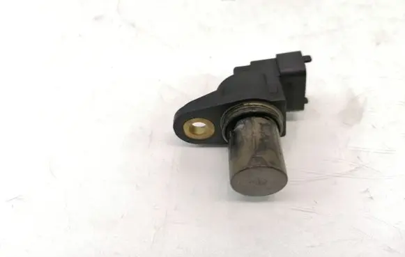 Mercedes-Benz S W220 Camshaft position sensor A0031539728