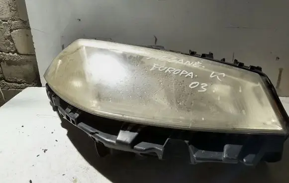 Renault Megane II Headlight/headlamp 89307000