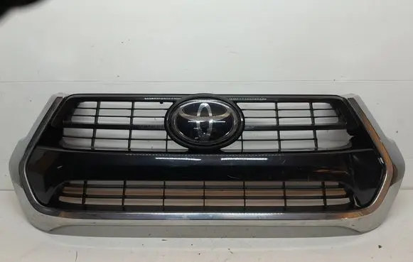 Toyota Hilux VIII Front bumper upper radiator grill 531110KB30 90975A2014 9097502159