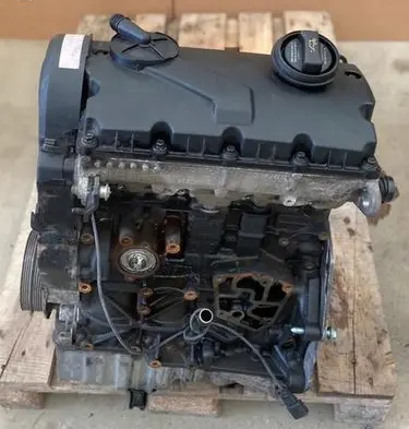 Volkswagen PASSAT B5 Engine AVF