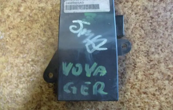Chrysler Voyager Alarm control unit/module 04686995AD