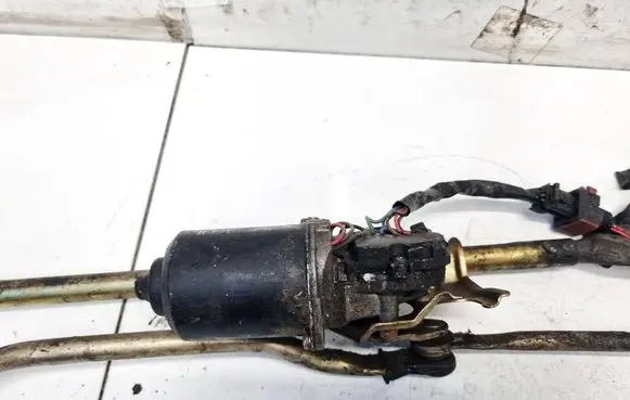 Saab 900 Wiper motor 4401113