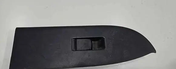 Suzuki Grand Vitara II Electric window control switch 8371765J15PKR