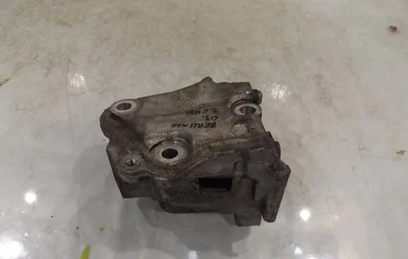 Citroen Berlingo Engine mounting bracket 962831180