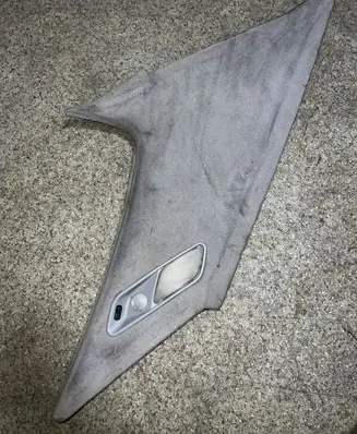 BMW 5 E34 (D)pillar trim (top) 1978887 1944103