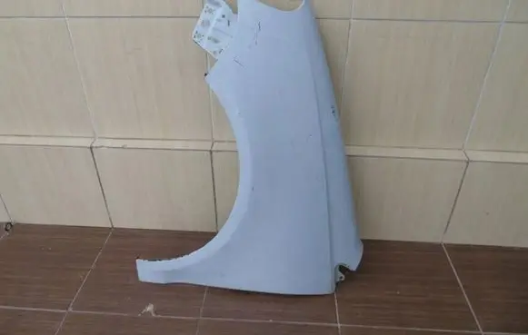 Volkswagen Polo IV 9N3 Fender 6Q0821105E
