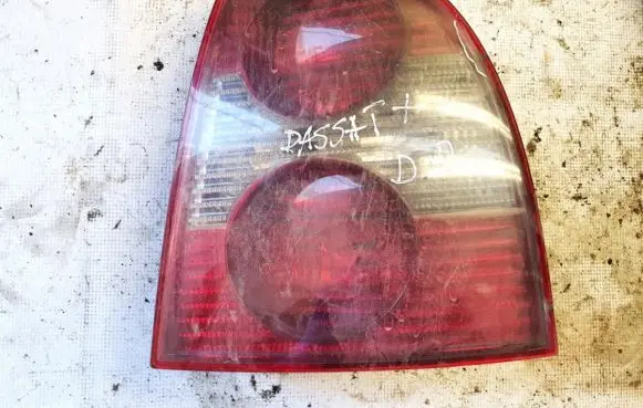 Volkswagen PASSAT B5.5 Rear/tail lights 3b5945258b 28.40.80.14
