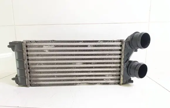 Peugeot 3008 I Intercooler radiator 9684212480