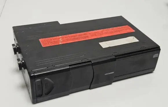 BMW X5 E53 CD/DVD changer 6913388 020258