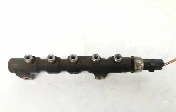 Peugeot 207 Fuel main line pipe 9654592680 9654590 721005186