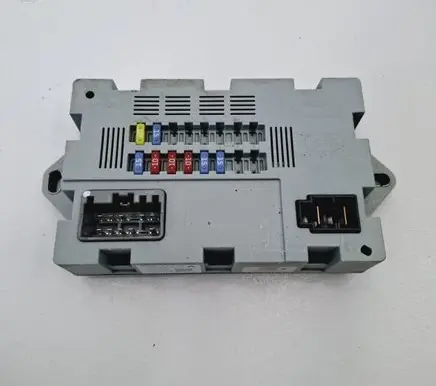 Jaguar XF X260 Fuse module CPLA14Q073AA