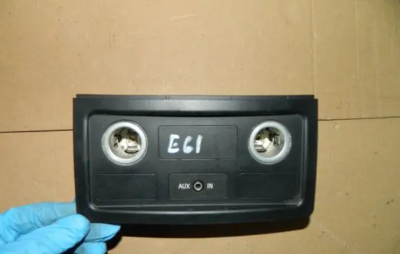 BMW 5 E60 E61 Cigarette lighter trim rear 9117364