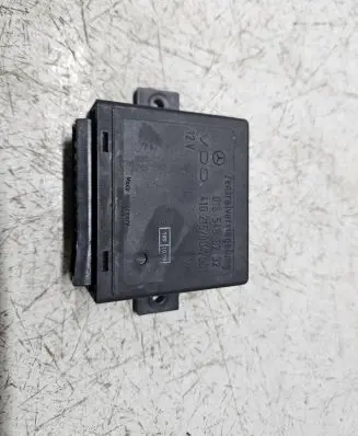 Mercedes-Benz Vito Viano W638 Door central lock control unit/module 0165450232