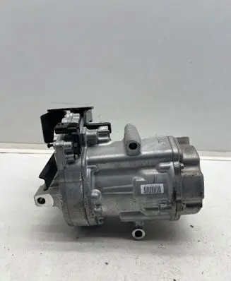 Renault Clio V Air conditioning (A/C) compressor (pump) 926003211R 09G24102 ESBA27C
