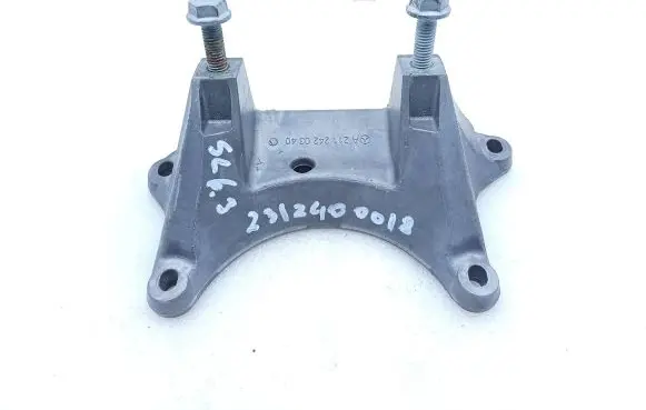 Mercedes-Benz SL AMG R231 Gearbox mounting bracket A2112420340