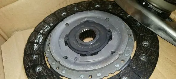 BMW 1 E81 E87 Clutch set kit 8631807