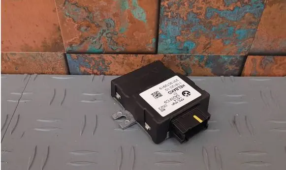 BMW X3 G01 Fuel injection pump control unit/module 5A25FC9