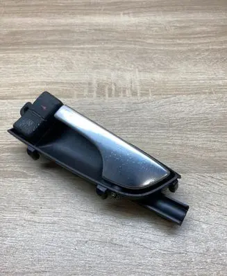 Audi A3 S3 8P Front door interior handle 8P3867019