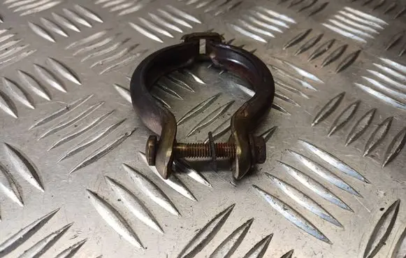 Ford Mondeo MK IV Muffler pipe connector clamp 4M5Q9W621AA