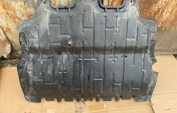 Seat Alhambra (Mk2) Engine splash shield/under tray 7N0825235B