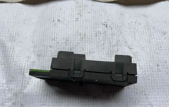 Mercedes-Benz S W221 Aerial antenna amplifier A2218201889 2218201889