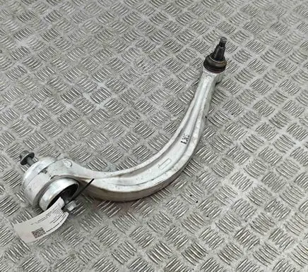 Volkswagen Touareg III Front lower control arm/wishbone 4M0407696C