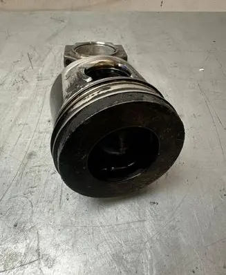 BMW 5 F10 F11 Piston with connecting rod 80101419