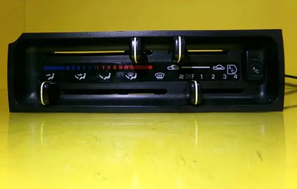 Mazda 323 Climate control unit HBG2WB9K17