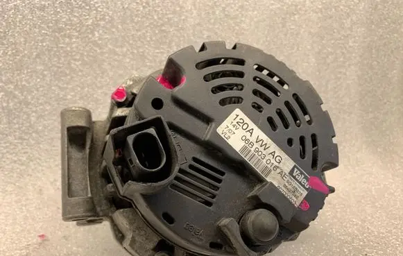 Audi A4 S4 B7 8E 8H Generator/alternator 06B903016AE 607000603 2542737E