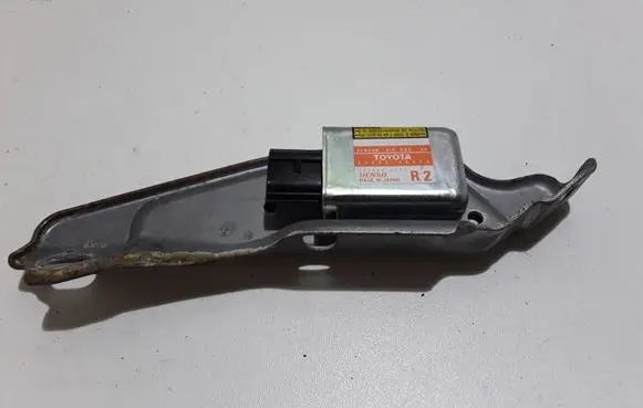Lexus GS 300 350 430 450H Airbag deployment crash/impact sensor 8983330020