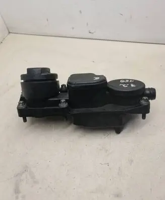 Mercedes-Benz E W211 Oil fill pipe A6460100162