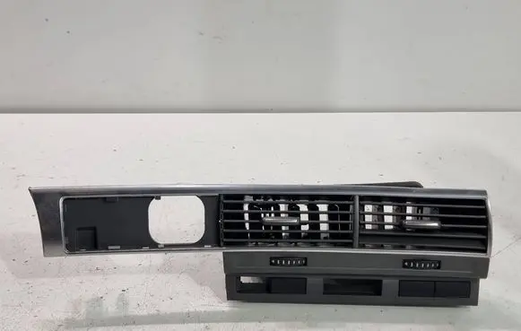 Audi A6 S6 C6 4F Dash center air vent grill 4F1820951D