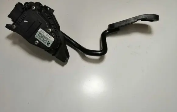 Ford Galaxy Accelerator throttle pedal 7M4721603D YM219F836GB