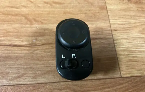 Chevrolet Nubira Wing mirror switch PBTGF30