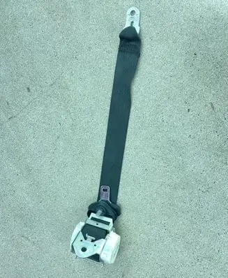 BMW M6 Rear seatbelt 9148299 7226441 07149148299