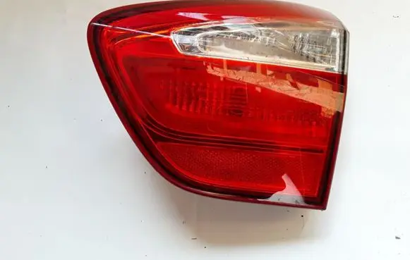 KIA Rio Tailgate rear/tail lights 924041W2