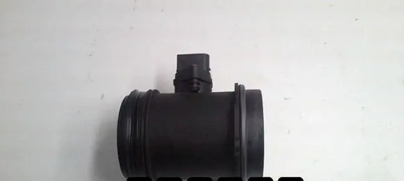 BMW 6 E63 E64 Mass air flow meter 0280218136