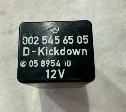 Mercedes-Benz E W124 Other relay 0025456505
