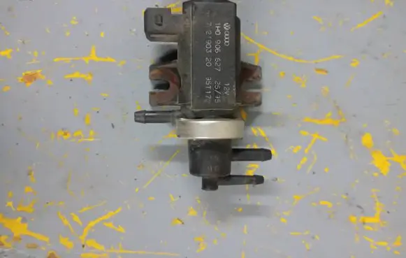 Audi A6 S6 C6 4F Turbo solenoid valve 1H0906627 25T17 72190320