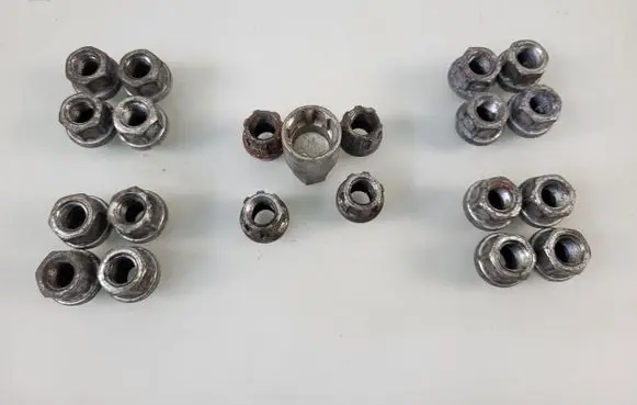 Toyota Auris 150 Anti-theft wheel nuts and lock 