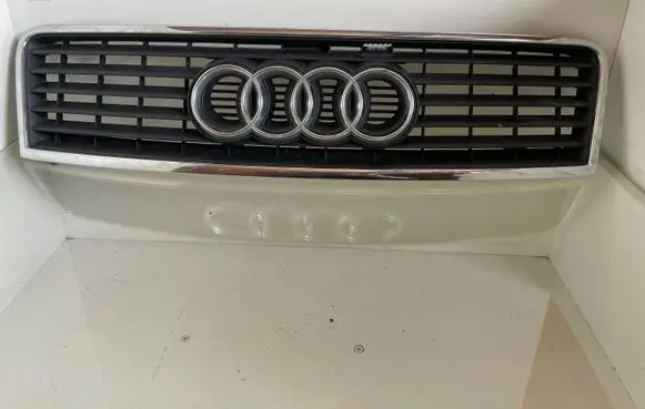 Audi A6 S6 C5 4B Front grill 4B0853651F