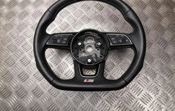 Audi A5 Steering wheel 565425696