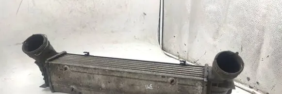 BMW 3 E90 E91 Intercooler radiator 