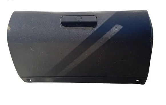 Glove box