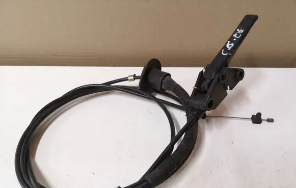 Engine bonnet (hood) release handle